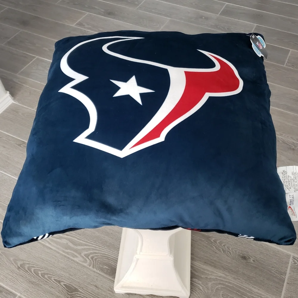 NWT NFL TEXANS PILLOW 24